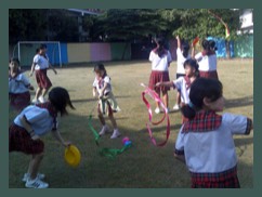 Circus Sensible running a day of Circus workshops in a school in Bangkok